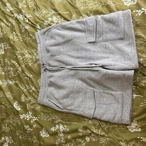 Restricted cotton shorts